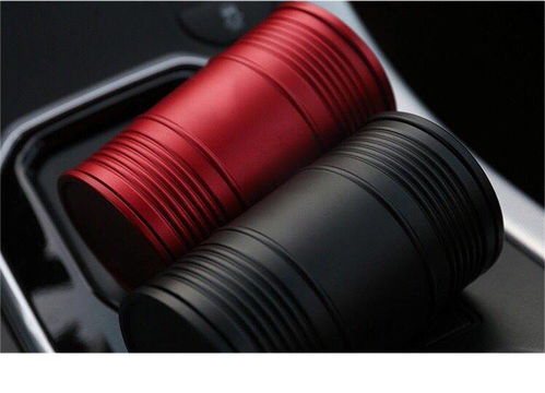 車載鋁合金煙灰缸 兼具實用與潮牌的創(chuàng)意汽車內飾禮品